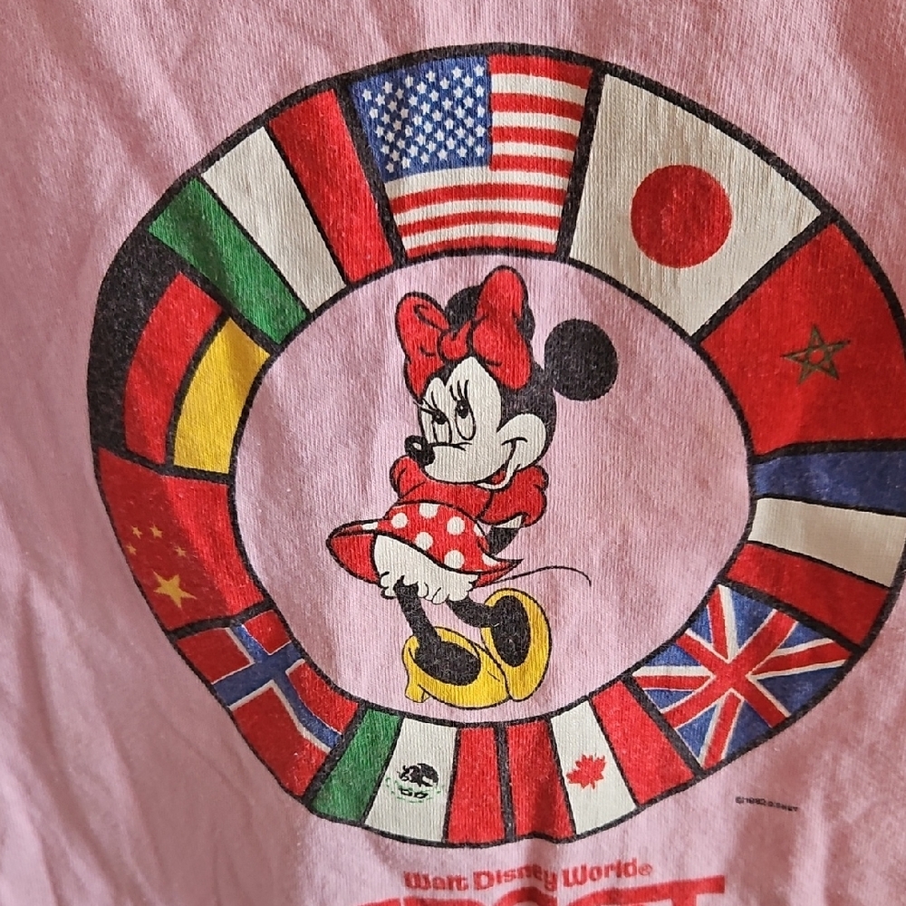 Rare Pink Minnie Mouse 1980's Disney World Epcot Center Tee Shirt. - Picture 3 of 9